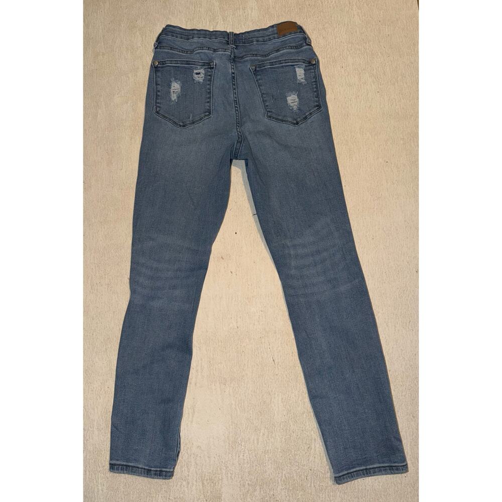 Judy blue women’s distressed relaxed fit blue jean - Picture 4 of 16